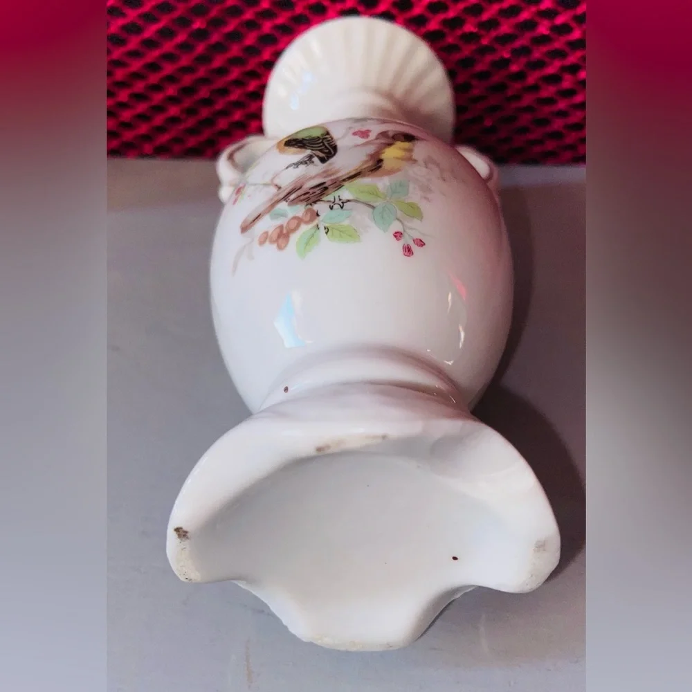 Pretty Bird Vase- Definitely Vintage, Hand Painted w/Gold Gilding & Parakeet’s🎄